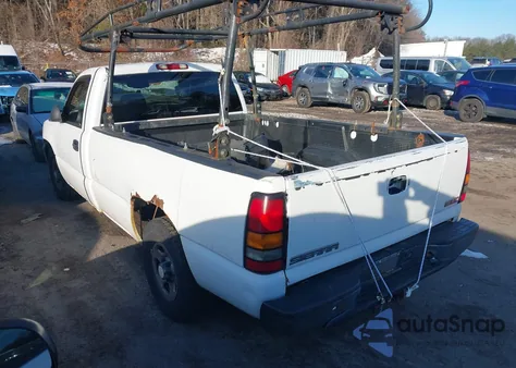 2004 GMC Sierra 1500 Work Truck z USA, uszkodzony, nr VIN 1GTEC14V24Z900439